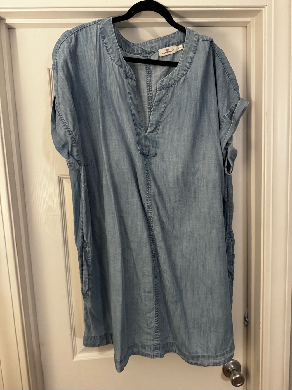 Vineyard Vines Light Blue Chambray Short Sleeve Dress